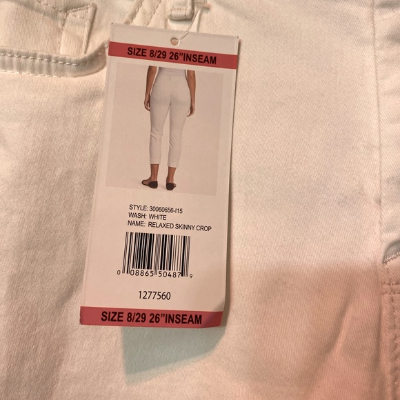 Jessica Simpson NWT white jeans - Picture 2 of 6